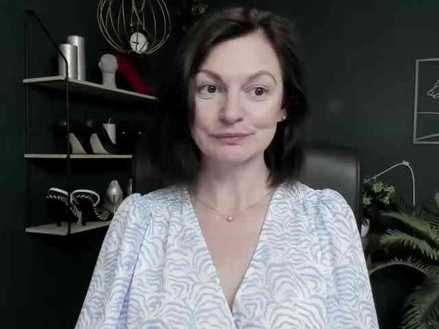 mrsVivian webcam