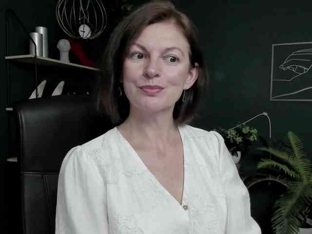 mrsVivian webcam