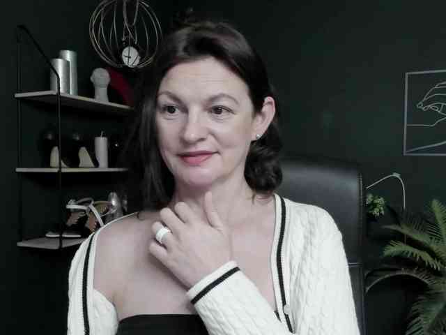 Model: mrsVivian