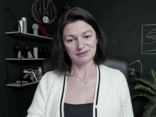 mrsVivian webcam