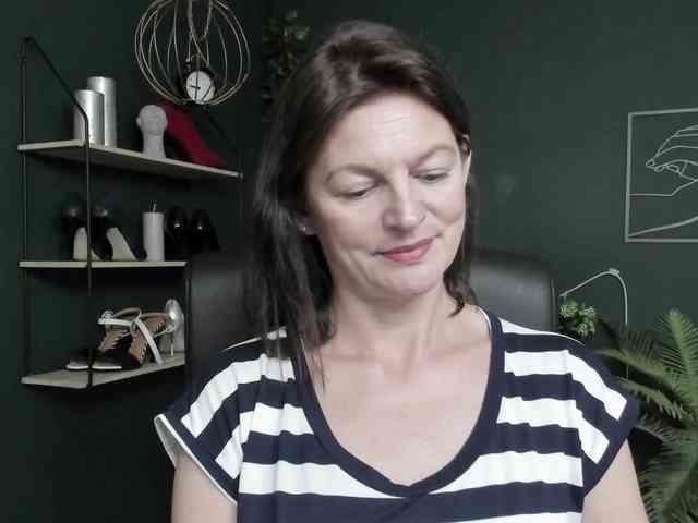 mrsVivian webcam