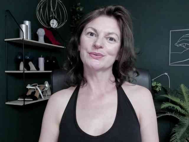 mrsVivian webcam