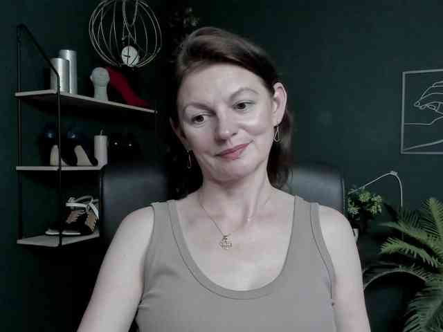 mrsVivian webcam