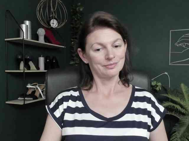 mrsVivian webcam