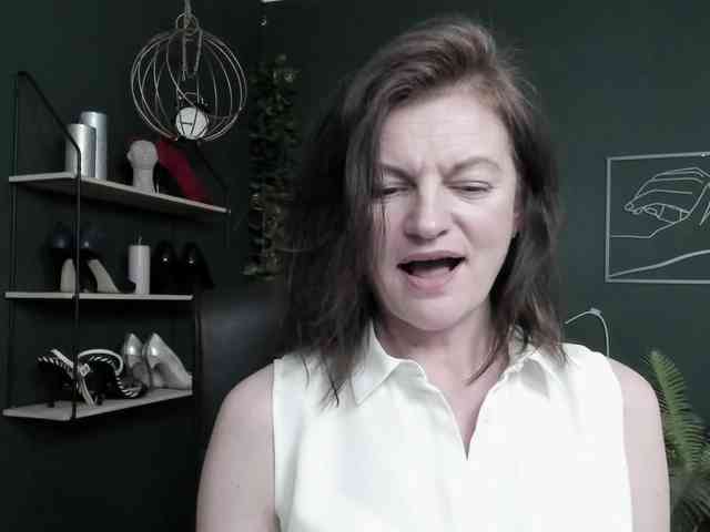 mrsVivian webcam