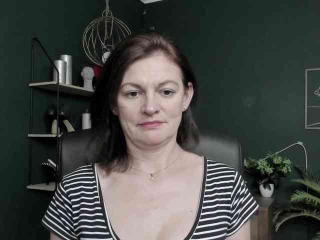mrsVivian webcam