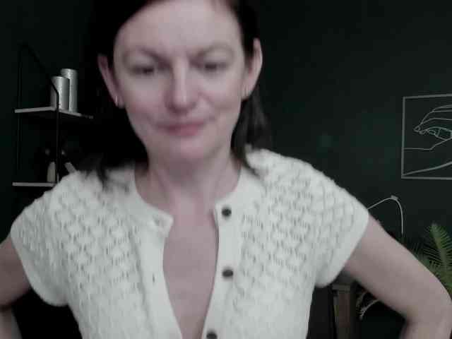 mrsVivian webcam