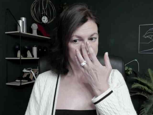 mrsVivian webcam