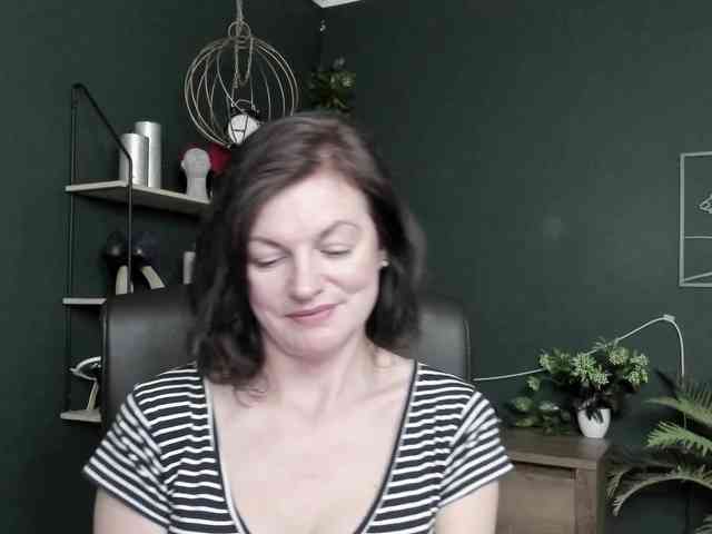 mrsVivian webcam