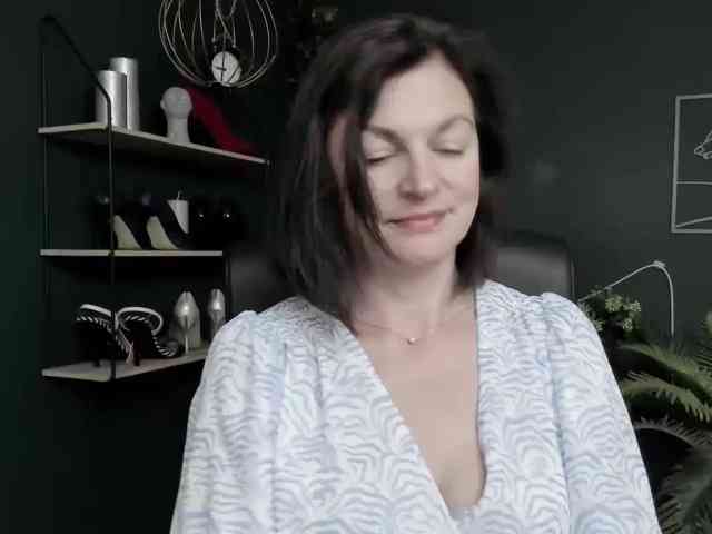 mrsVivian webcam
