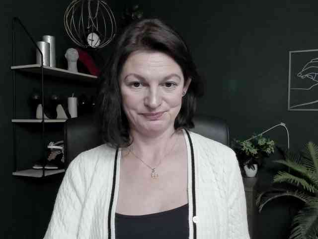 mrsVivian webcam