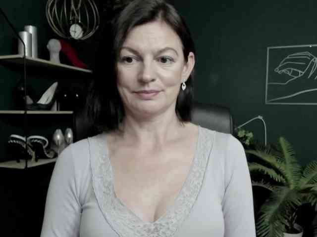 mrsVivian webcam