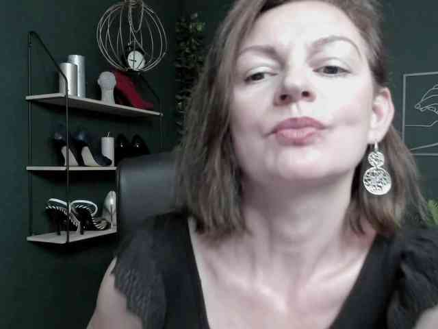 mrsVivian webcam