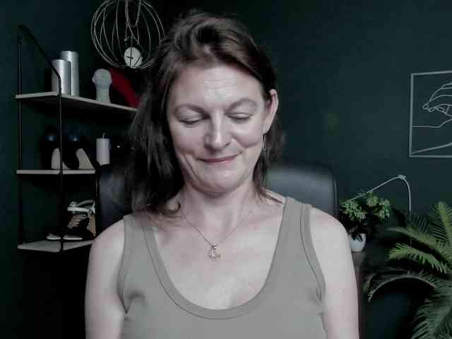 mrsVivian webcam