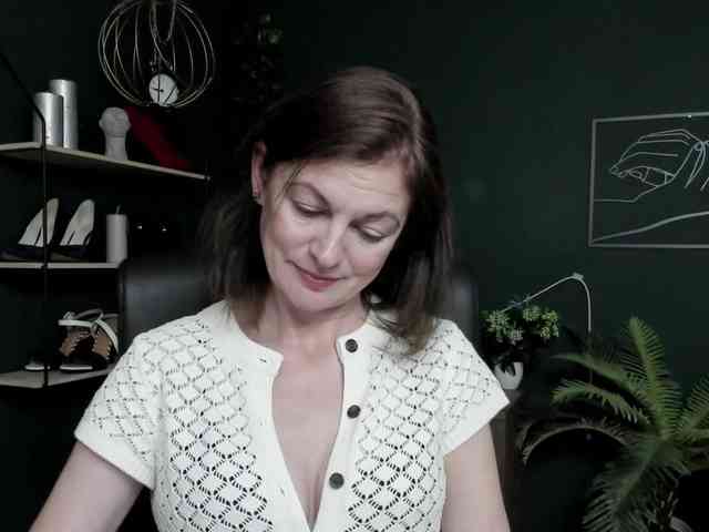 mrsVivian webcam