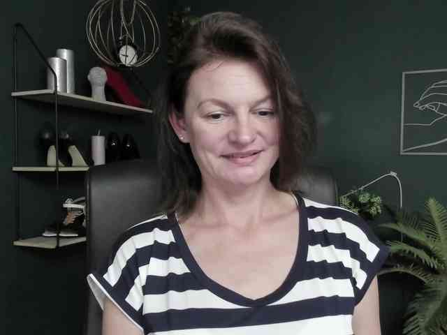 mrsVivian webcam