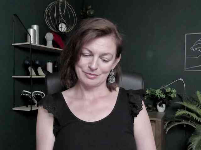 mrsVivian webcam