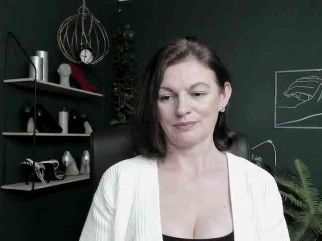 mrsVivian webcam