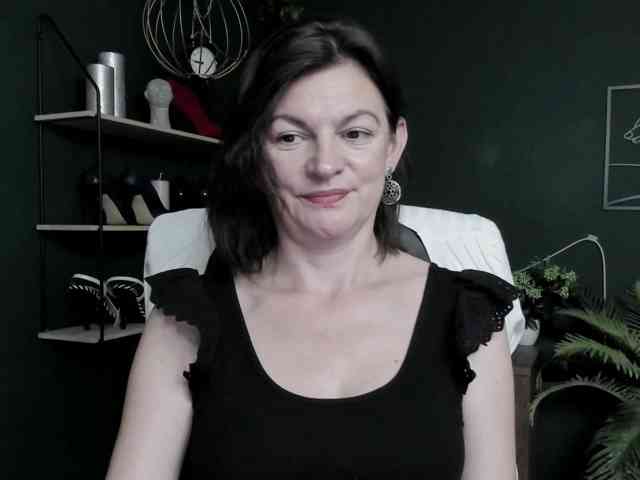 mrsVivian webcam