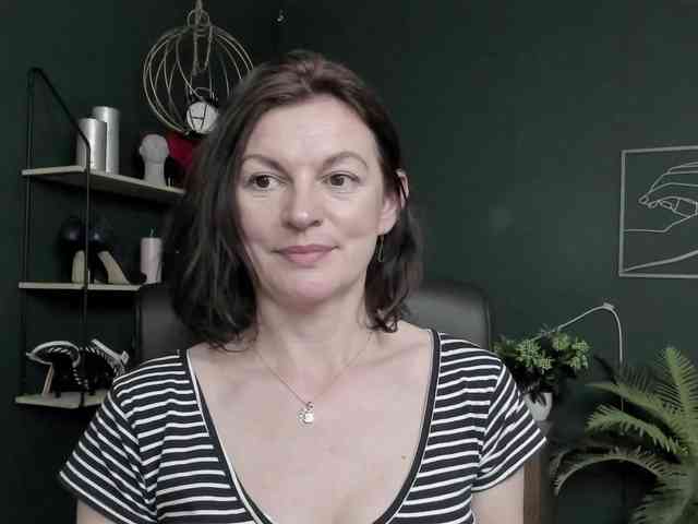 mrsVivian webcam
