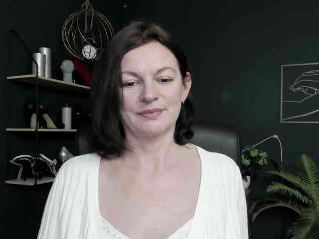 mrsVivian webcam