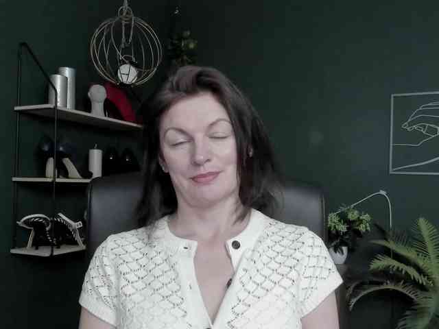 mrsVivian webcam