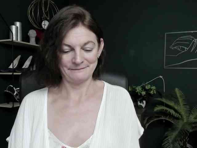 mrsVivian webcam