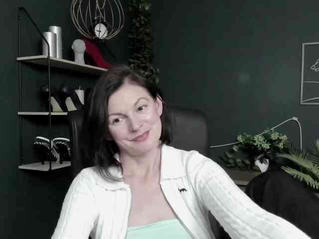 mrsVivian webcam