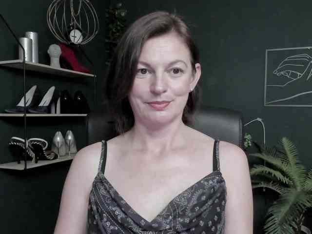 mrsVivian webcam