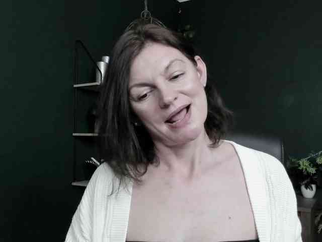 mrsVivian webcam