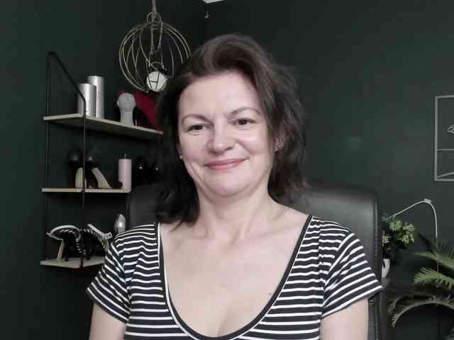 mrsVivian webcam
