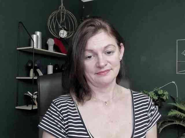 mrsVivian webcam