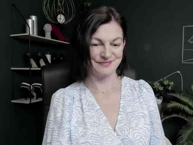mrsVivian webcam