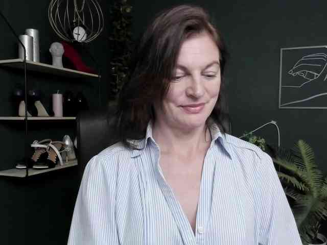 mrsVivian webcam