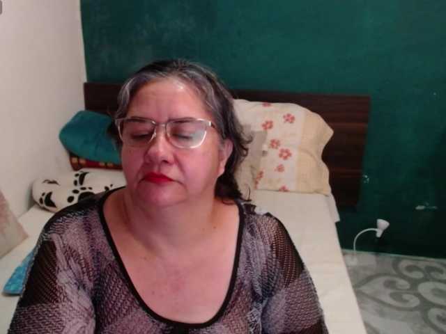 scarlett-dubois live cam on BongaCams