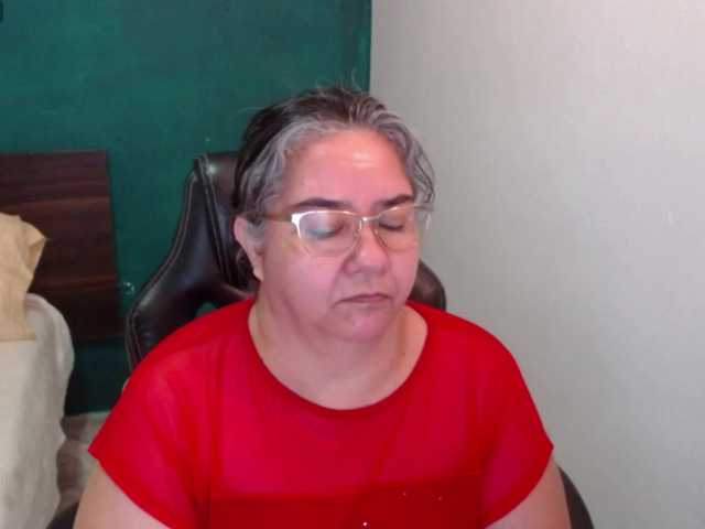 scarlett-dubois live cam on BongaCams