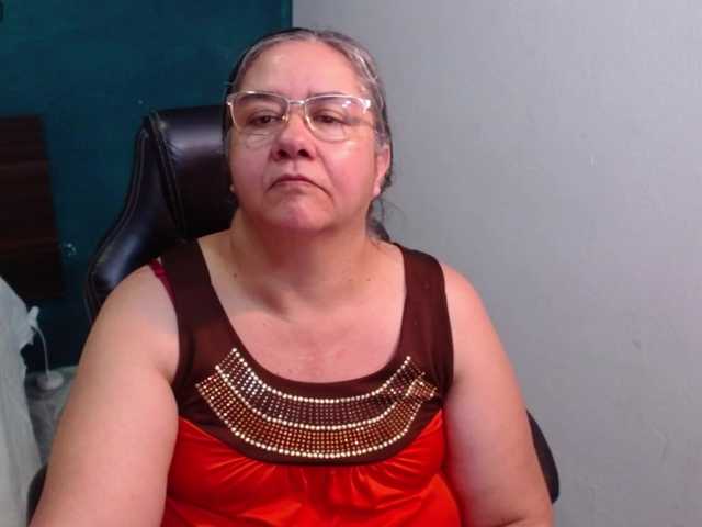 scarlett-dubois live cam on BongaCams