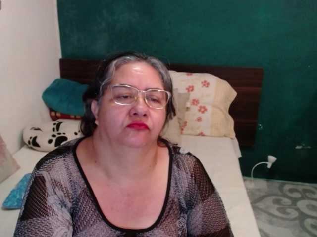 scarlett-dubois live cam on BongaCams