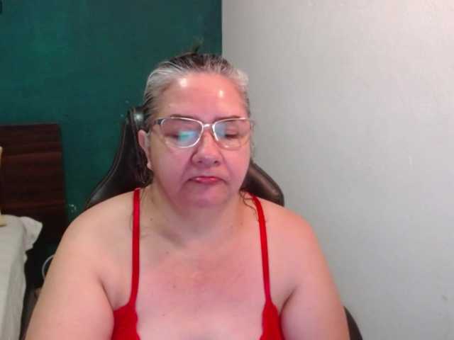 scarlett-dubois live cam on BongaCams