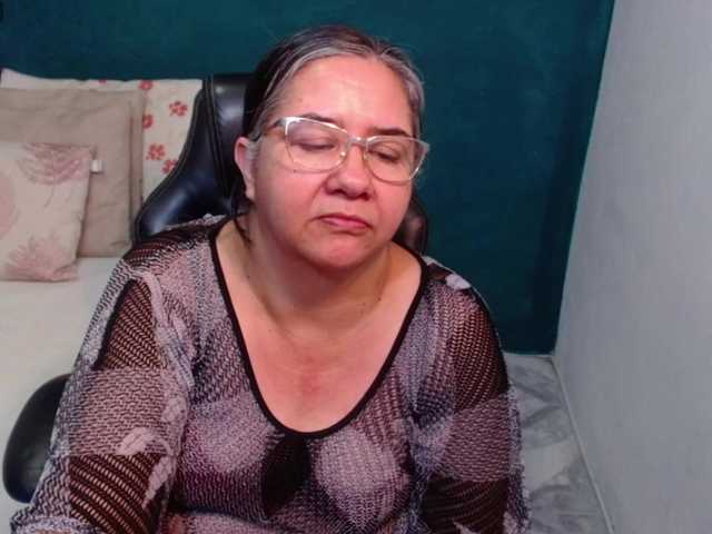 Preview of scarlett-dubois