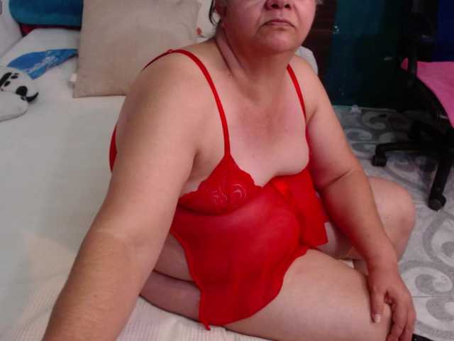 scarlett-dubois's BongaCams show and profile