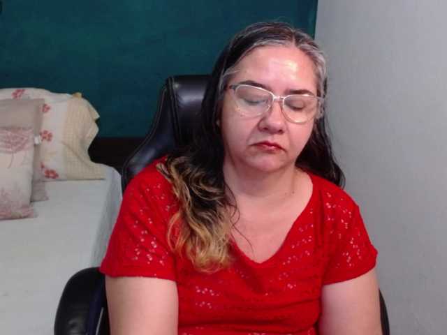 Preview of scarlett-dubois