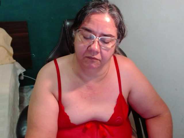 scarlett-dubois live cam on BongaCams