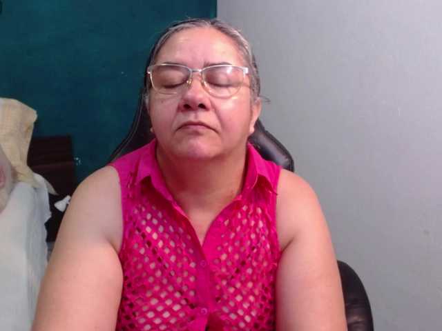 Preview of scarlett-dubois