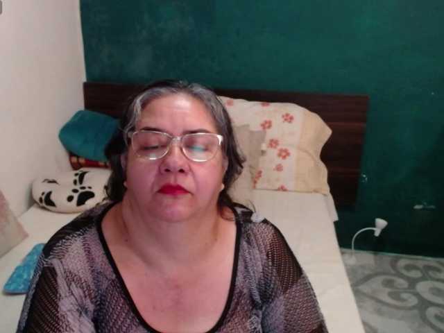 scarlett-dubois live cam on BongaCams