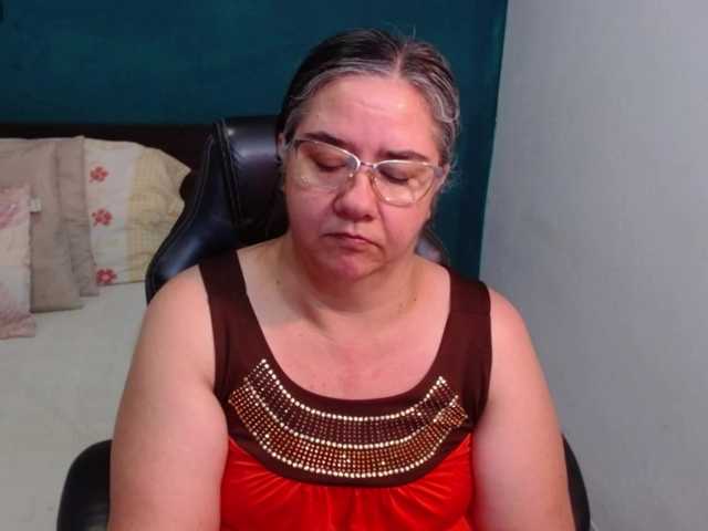scarlett-dubois live cam on BongaCams