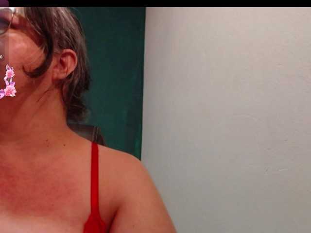 scarlett-dubois live cam on BongaCams