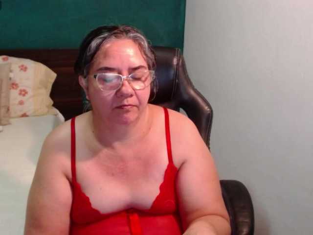 scarlett-dubois live cam on BongaCams