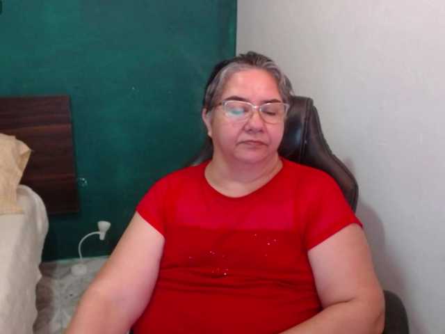 scarlett-dubois live webcam show