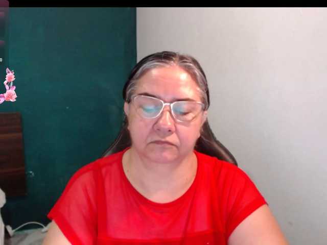 scarlett-dubois live cam on BongaCams